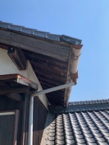 K様のは気が付いていない袖瓦のズレ